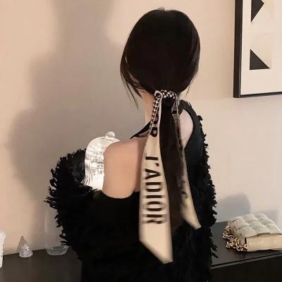 府上娶了个锦鲤新娘